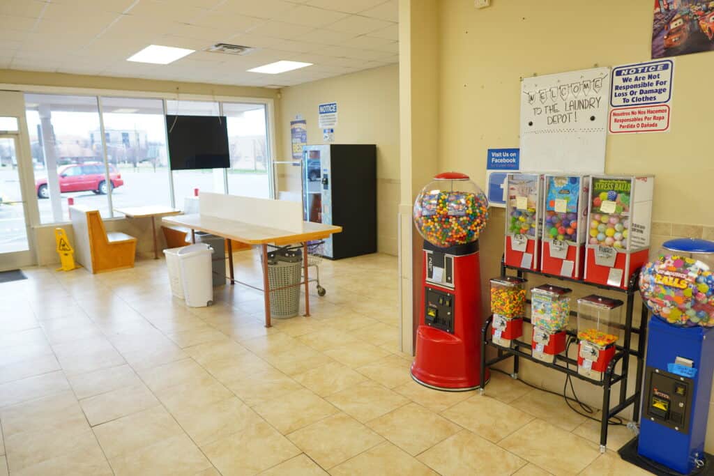 an image of Laundry Depot of Burlington's amenities